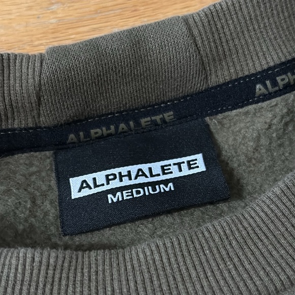 Alphalete Willow Green Classic Crew Crewneck Sweater Sweatshirt Men’s Medium - Picture 5 of 7